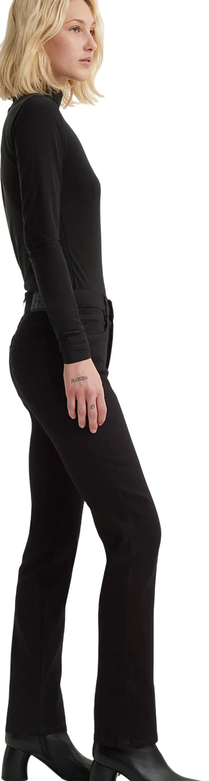 724 High Rise Straight Jeans - Women's