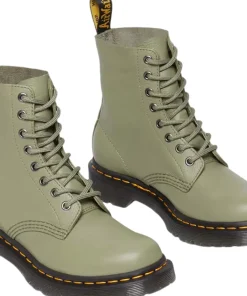 1460 Pascal Mono Virginia Boots - Women's