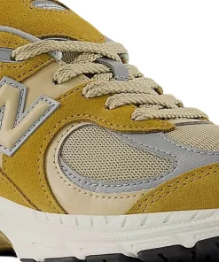 2002 Sneaker - Big Kids