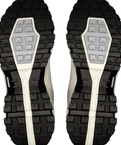 Cloudrock Mid Waterproof Hiking Boots - Women's