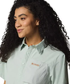 Cove Beach Woven Cropped Short Sleeve Shirt - Women's