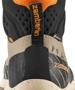Devero Mid GTX Hiking Boots - Men's