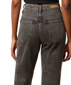 Emily Slim Jeans - Women's