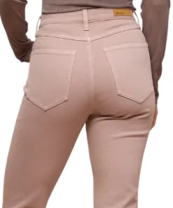 Emily Slim Jeans - Women's