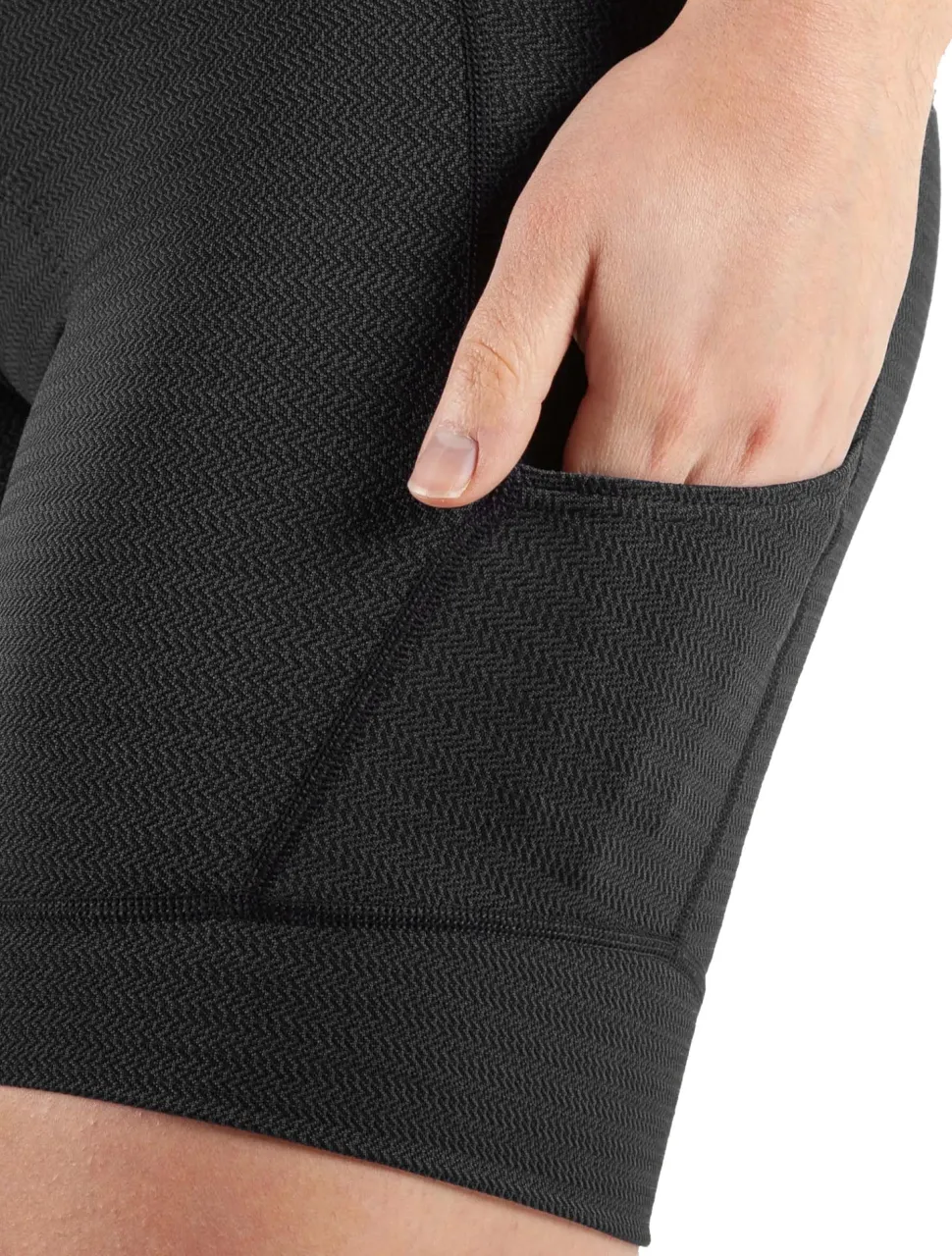 Fit Sensor Texture 7.5 Shorts - Women's