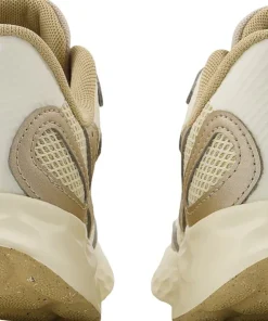 Fresh Foam Arishi v4 Tiralux Running Shoes - Women's