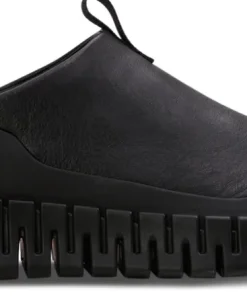 Gruuv Leather Slip-On Sneakers - Women's