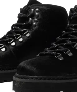 Hiking Core Pony Hair Shearling Lining Hiking Boots - Women's