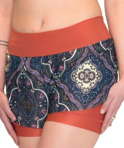 2-in 1 Mesh Split Run Shorts - Women's