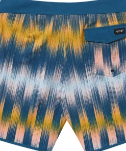 Infuse Scallop Mod Boardshorts 19