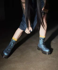 Jadon II Hardware Pull Up Leather Platform Boots - Unisex