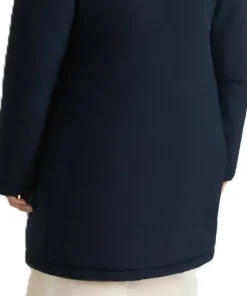 Minganie Insulated Knee-Length Winter Coat - Women's