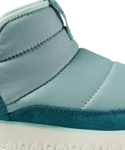 Mountain Classic Quilted Booties - Women's