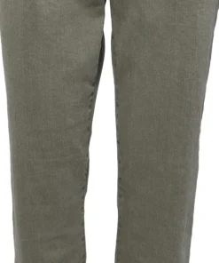 New York Straight Leg Jeans - Women's