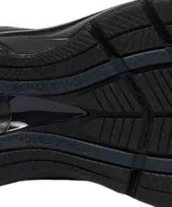 Omni Walker 3 Walking Shoes - Women's
