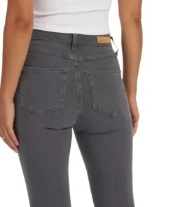 Rachel Classic-Rise Skinny Jeans 30" - Women's