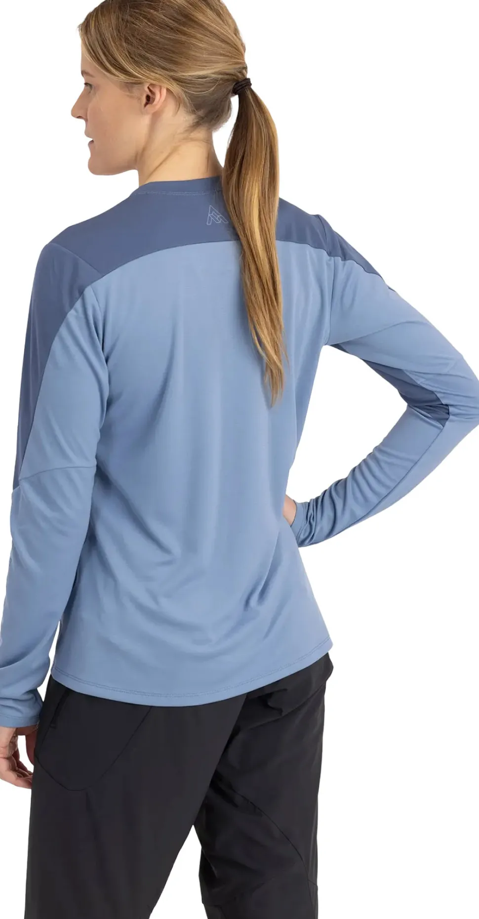 Roam Long Sleeve Technical Trail T-Shirt - Women's