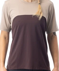 Roam Short Sleeve T-Shirt - Women's