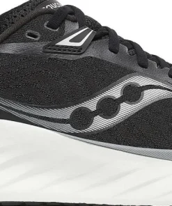 Triumph 22 Running Shoes [Wide] - Women's