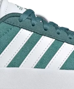 VL Court 3.0 Suede Sneaker - Kids