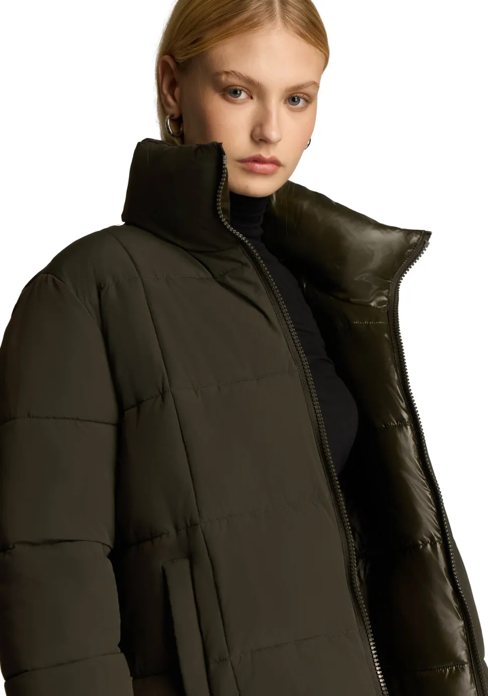 Winekka 2-In-1 Reversible Puffer Jacket with Oversized Removable Scarf - Women's